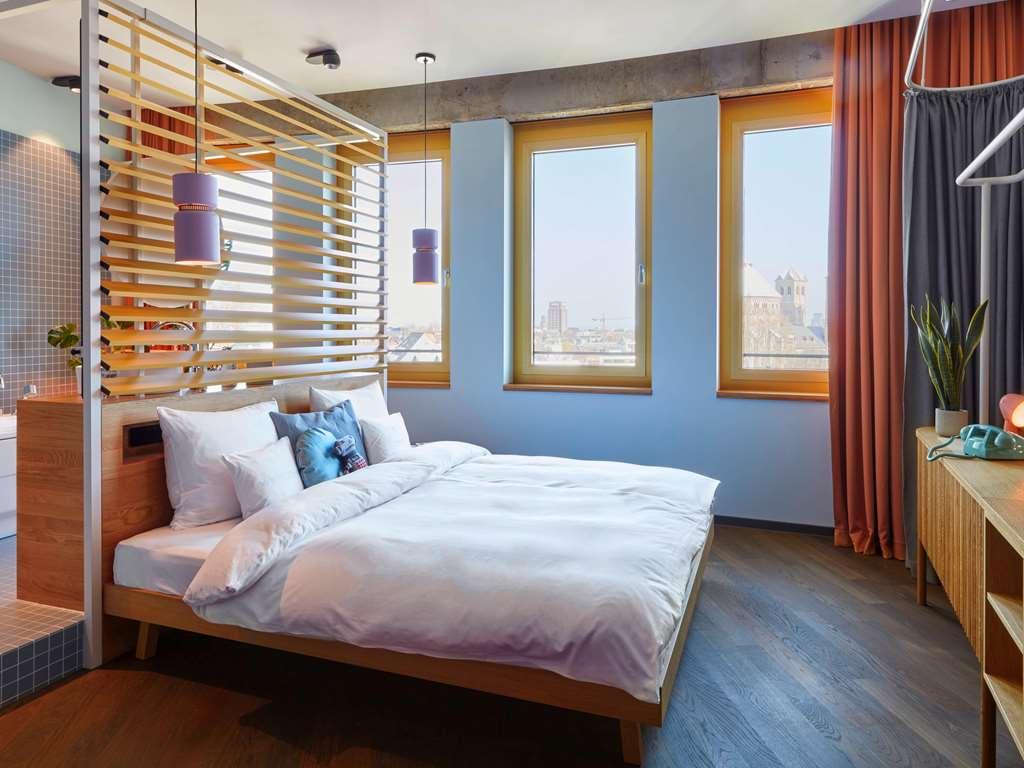 25Hours Hotel The Circle Cologne Room photo