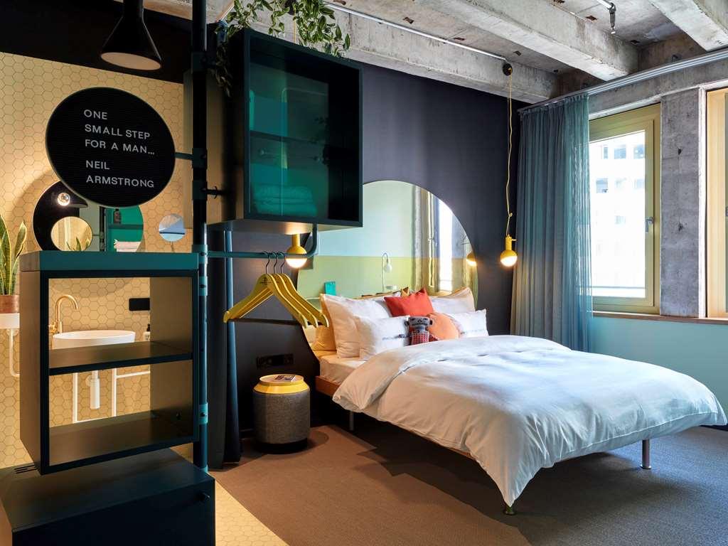 25Hours Hotel The Circle Cologne Room photo